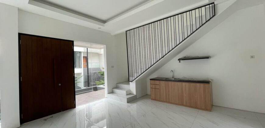 Dijual Rumah Baru Townhouse di Pondok Indah Jakarta Selatan