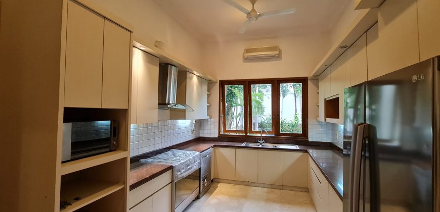 Dijual Cepat Rumah Mewah Luxury di Kemang Selatan