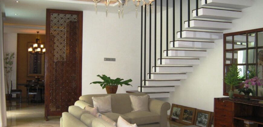Townhouse Minimalist simple style In Kemang prime area
