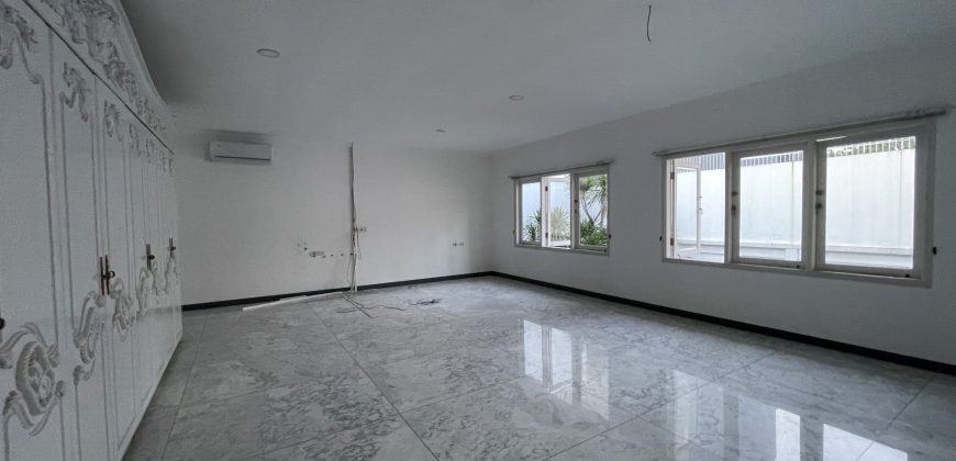 Disewakan Rumah di Kebayoran Baru Jakarta Selatan