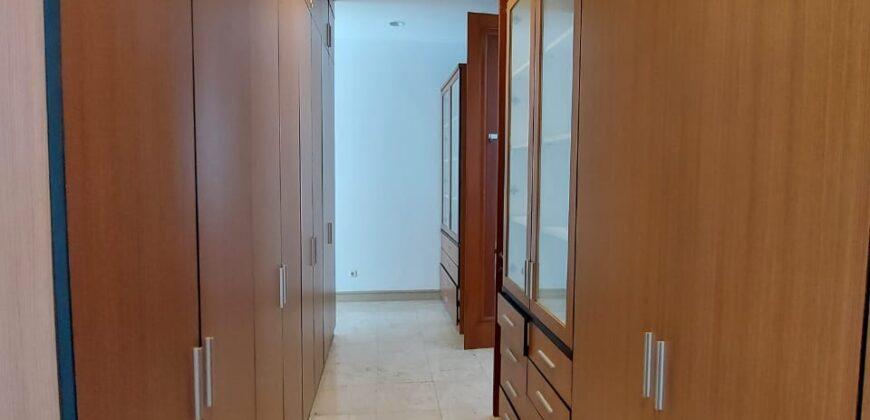 Dijual/ Disewa Rumah Mewah Asri di Kemang Jakarta Selatan