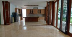 Dijual/ Disewa Rumah Mewah Asri di Kemang Jakarta Selatan