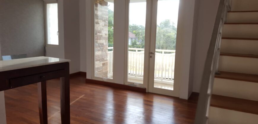 Dijual Rumah Townbouse di Sherwood Kelapa Gading