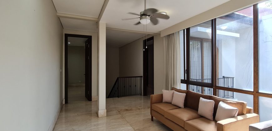 Dijual Rumah Townhouse Ampera Jakarta Selatan
