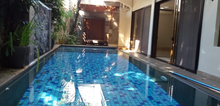Dijual Rumah Townhouse Ampera Jakarta Selatan