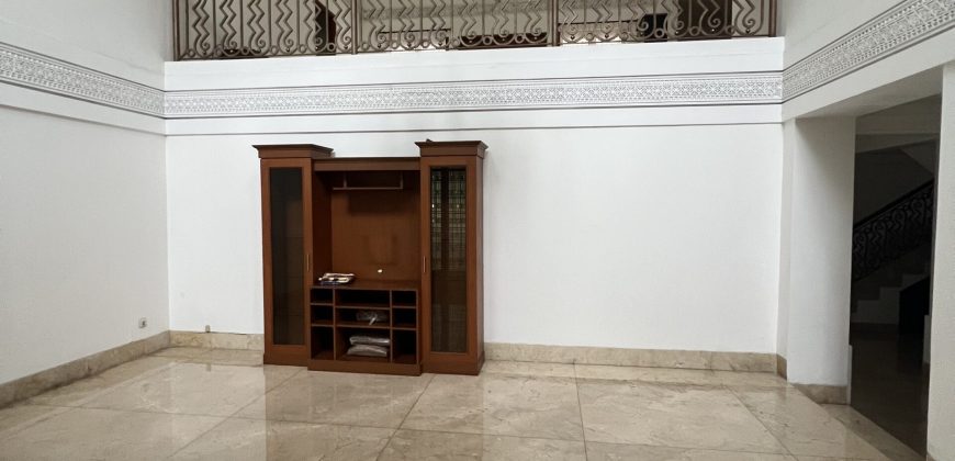 Dijual Rumah di Barwijaya Kebayoran Baru