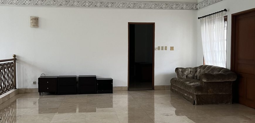 Dijual Rumah di Barwijaya Kebayoran Baru