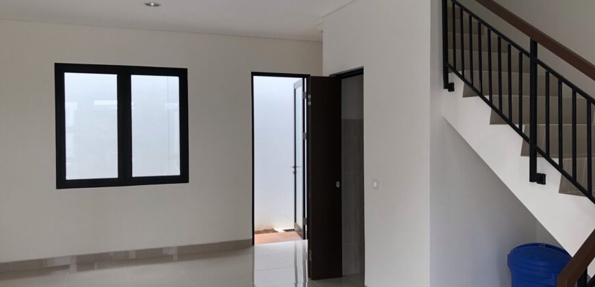 Disewakan Rumah Baru Provence Suite di Kawasan BSD City