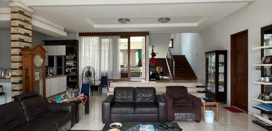 Dijual RUMAH CANTIK DAN ASRI di Cilandak