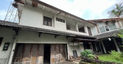 Dijual Rumah Tua rapih lokasi bagus Taman Duta Pondok indah