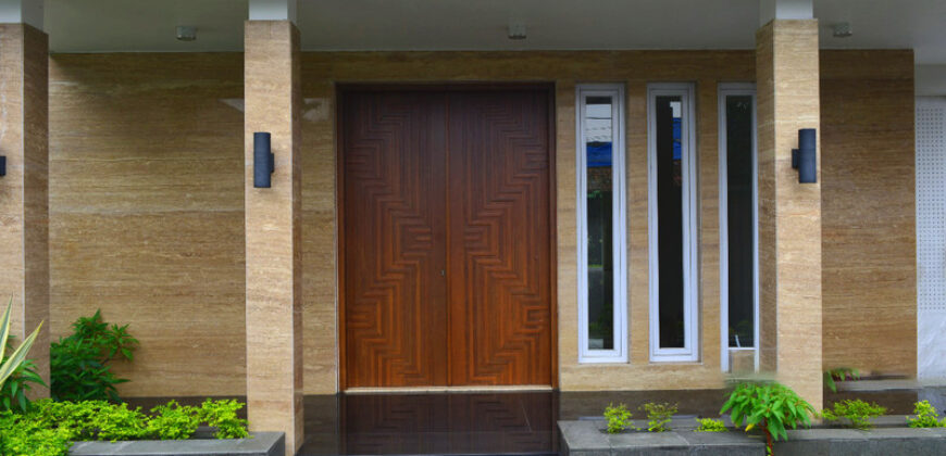 Dijual Cepat Rumah di Kawasan Kemang Jakarta Selatan