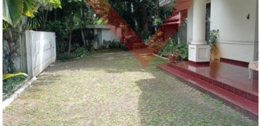 Dijual Rumah Lama di Hangtuah Kebayoran Baru