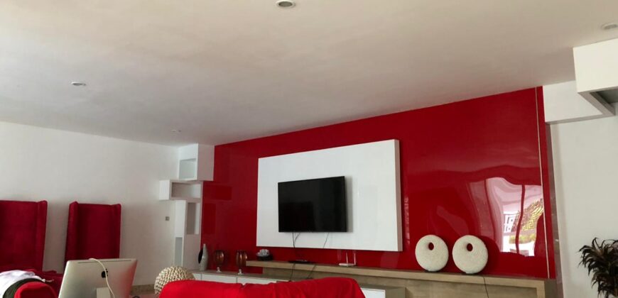 Dijual Rumah di Kemang selatan Semi Furnished