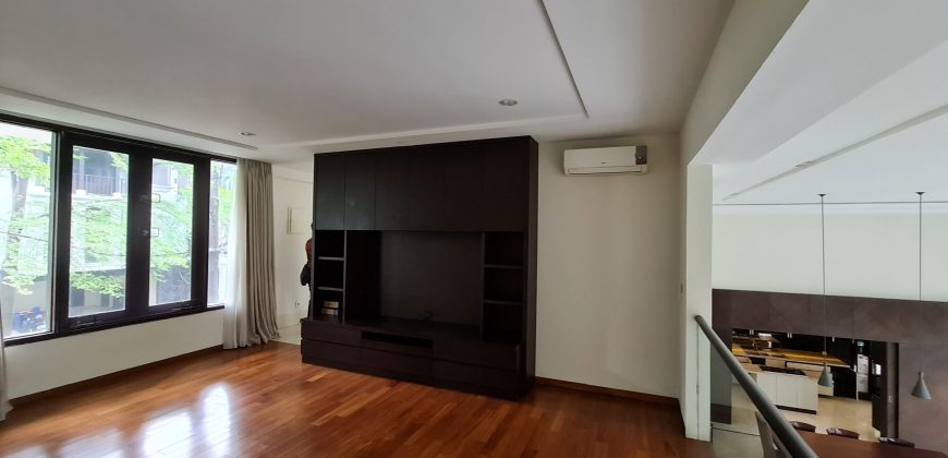 FOR RENT LUXURIUS MODERN HOUSE PEJATEN BARAT IN COMPOUND