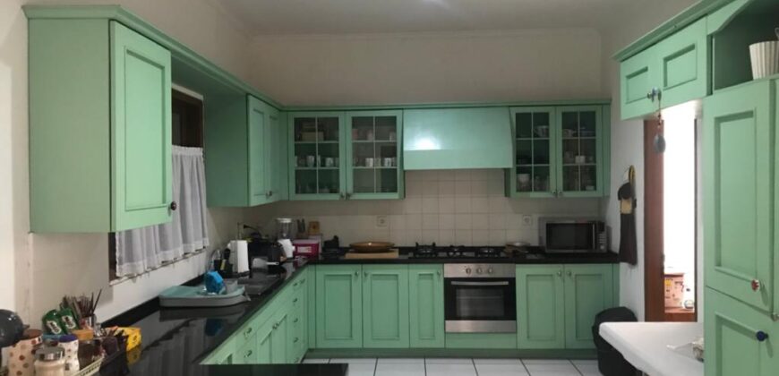 Dijual Rumah Mewah Lokasi Premium Kebayoraan Baru