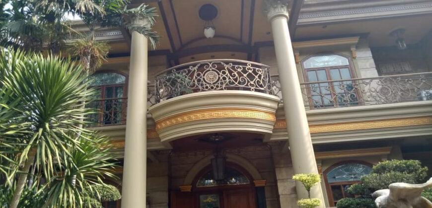 DIJUAL RUMAH 2 LANTAI MENTENG JAKARTA PUSAT