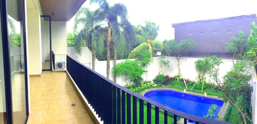 Dijual Rumah Mewah lokasi sangat strategis & BEBAS BANJIR