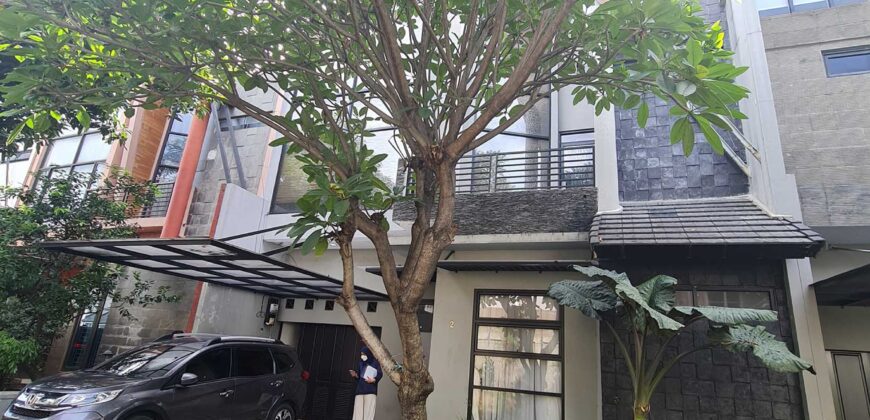 FOR RENT MODERN BANGKA KEMANG TOWNHOUSE