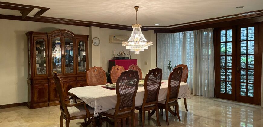 RUMAH DIJUAL CEPAT LOKASI KUNINGAN DEKAT GATOT SUBROTO