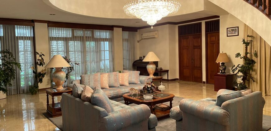 RUMAH DIJUAL CEPAT LOKASI KUNINGAN DEKAT GATOT SUBROTO