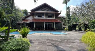 Rumah Nyaman Seperti di Villa Puncak
