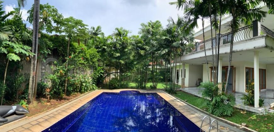 Big Nice House in Compound Kemang Area & Free Flood