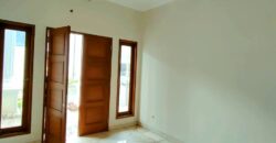 Rumah 2 Lantai Bagus Unfurnished SHM di Duren Sawit