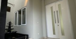Bright Modern House Good Air Circulation