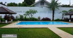 Dijual Rumah Mewah di Villa Palma Pejaten
