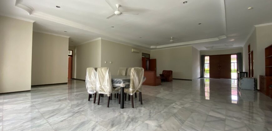 Disewakan Rumah Dalam Compound Cipete
