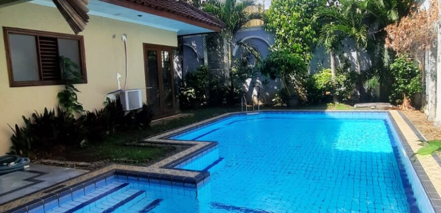 Dijual Rumah Dalam Townhouse Kemang Ampera
