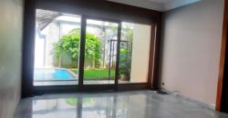 Dijual Rumah Dalam Townhouse Kemang Ampera