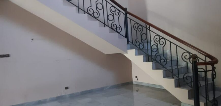 Dijual Rumah Dalam Townhouse Kemang Ampera