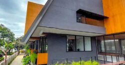 TOWNHOUSE KEMANG MODERN TROPICAL DESIGN SEMI FURNISHED