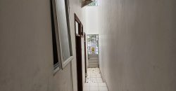 DIJUAL RUMAH DI ANCOL BANGUNAN TOTAL RENOVASI ULANG