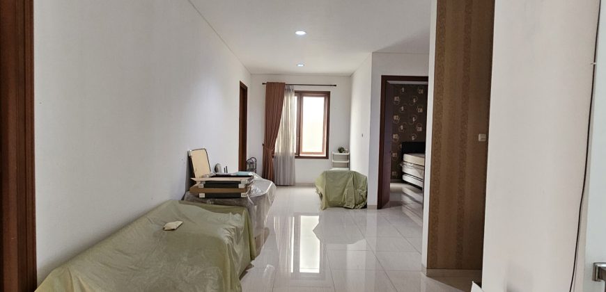 DIJUAL RUMAH DI ANCOL BANGUNAN TOTAL RENOVASI ULANG