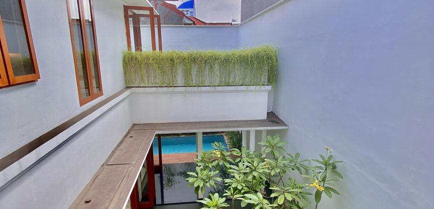 FOR SALE PONDOK INDAH BRAND NEW HOUSE MODERN TROPICAL DESIGN