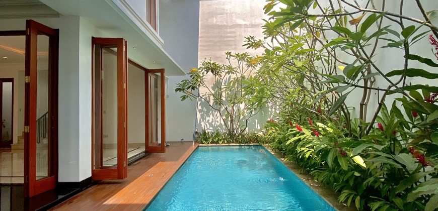 FOR SALE PONDOK INDAH BRAND NEW HOUSE MODERN TROPICAL DESIGN