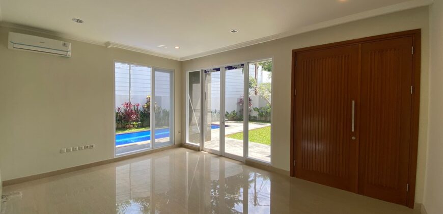 Disewakan Rumah Dalam Townhouse Kawasan Antasari