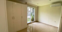 Disewakan Rumah Dalam Townhouse Kawasan Antasari