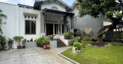 Dijual Rumah di daerah Jatiwaringin