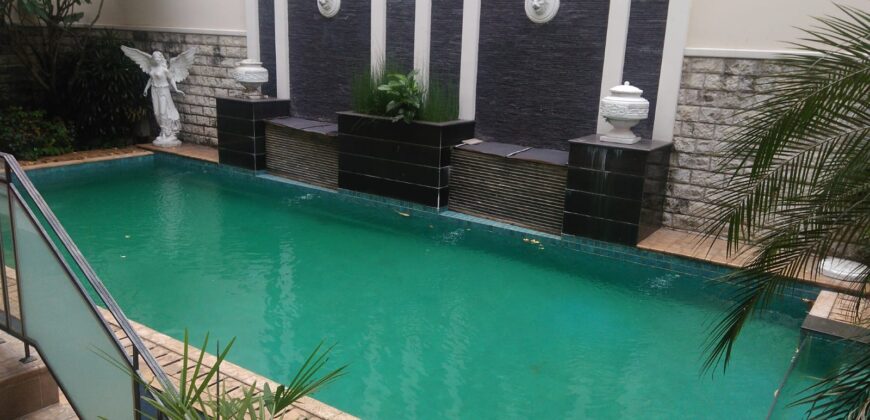 DIJUAL RUMAH PONDOK INDAH  TROPICAL MINIMALIS DESIGN