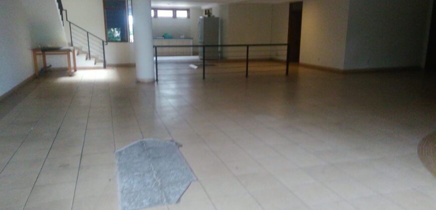 DIJUAL RUMAH PONDOK INDAH  TROPICAL MINIMALIS DESIGN