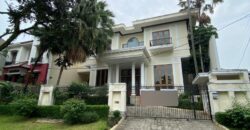 DIJUAL RUMAH PONDOK INDAH  TROPICAL MINIMALIS DESIGN