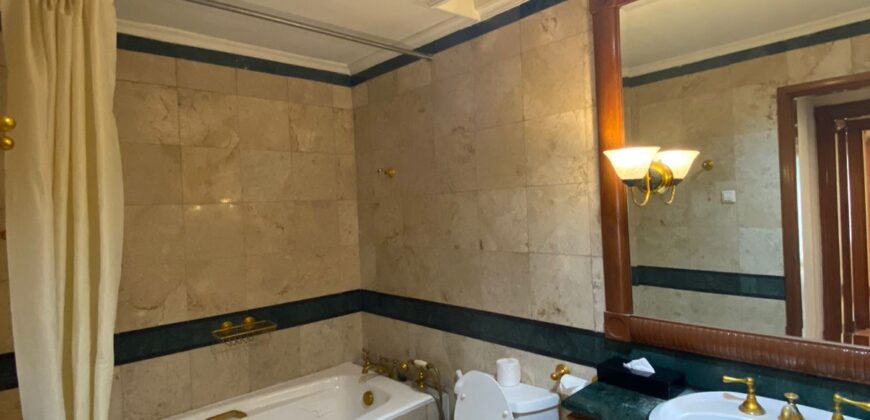 APARTMENT EXCLUSIVE SOMERSET AREA MEGA KUNINGAN