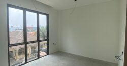 Townhouse Kawasan Exclusive Kemang