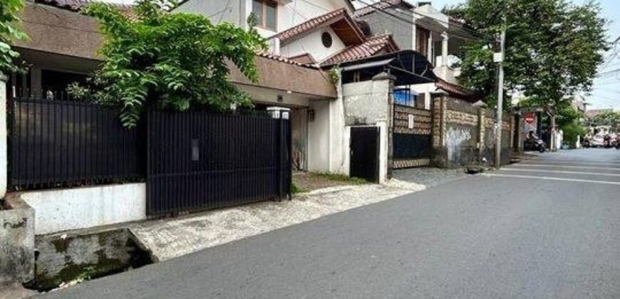 FOR SALE RUMAH KEBON BARU TEBET