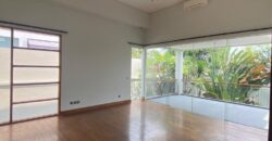 RUMAH KEMANG DALAM TOWNHOUSE AREA TENANG