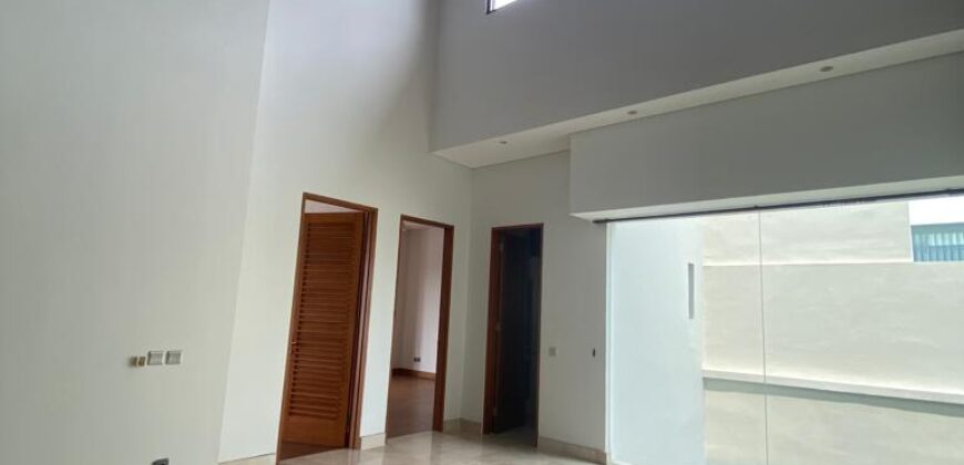 RUMAH KEMANG DALAM TOWNHOUSE AREA TENANG