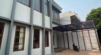Disewakan Rumah Komersil Kebayoran Baru